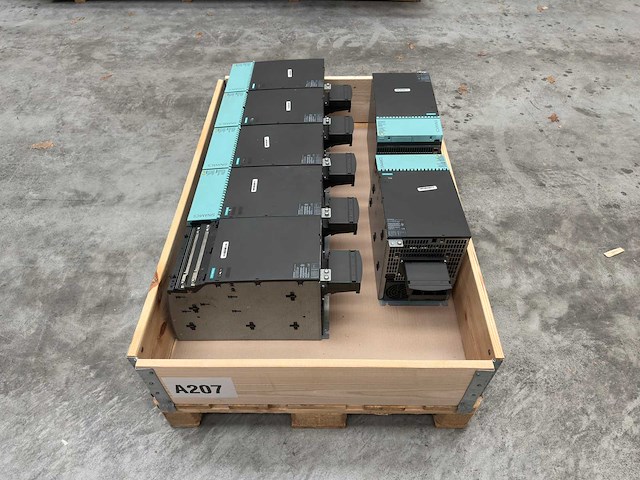 Siemens - 6sl3130-7te25-5aa2 - sinamics active line modules 55kw (7x) - afbeelding 1 van  6