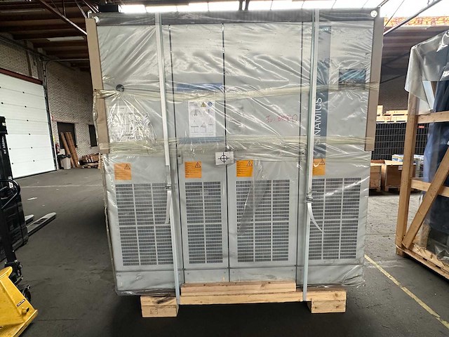 Siemens - 6sl3710-7le37-5aa3-z - sinamics s150 converter cabinet unit - 400kw - afbeelding 1 van  2