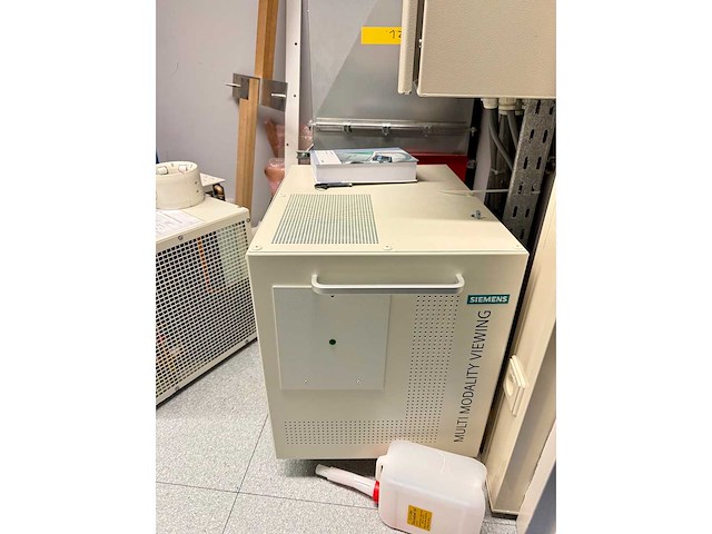Siemens - artis zeego - robotic angiography system - 2010 - afbeelding 20 van  178