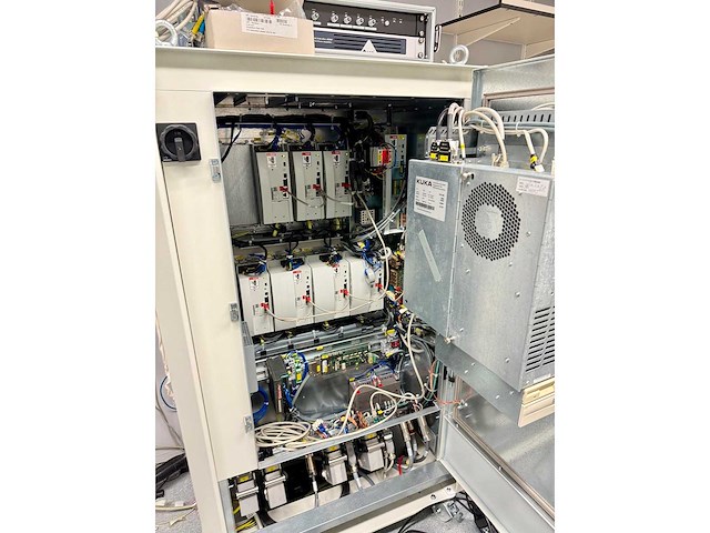 Siemens - artis zeego - robotic angiography system - 2010 - afbeelding 28 van  178