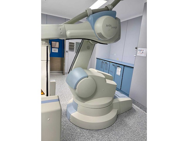 Siemens - artis zeego - robotic angiography system - 2010 - afbeelding 55 van  178