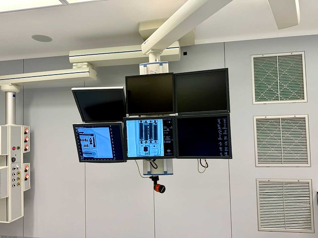 Siemens - artis zeego - robotic angiography system - 2010 - afbeelding 72 van  178