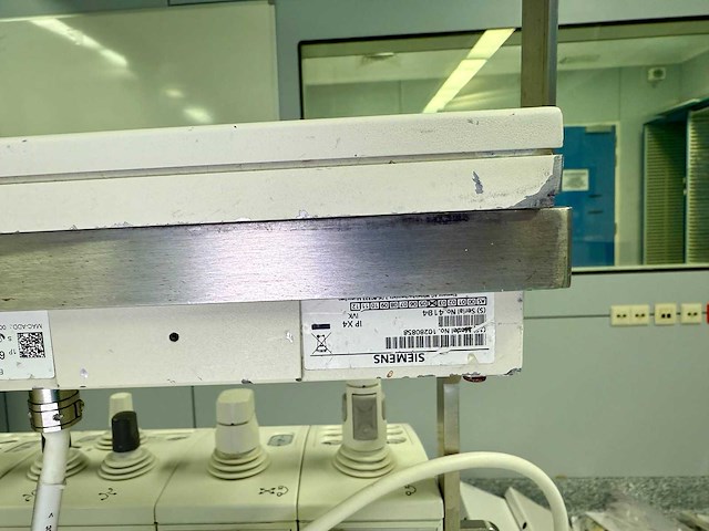 Siemens - artis zeego - robotic angiography system - 2010 - afbeelding 100 van  178