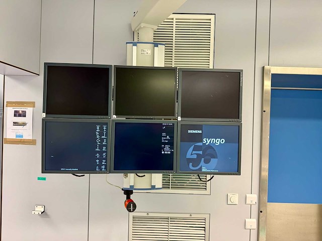 Siemens - artis zeego - robotic angiography system - 2010 - afbeelding 103 van  178