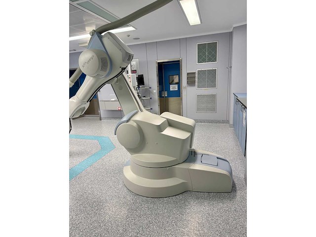 Siemens - artis zeego - robotic angiography system - 2010 - afbeelding 126 van  178