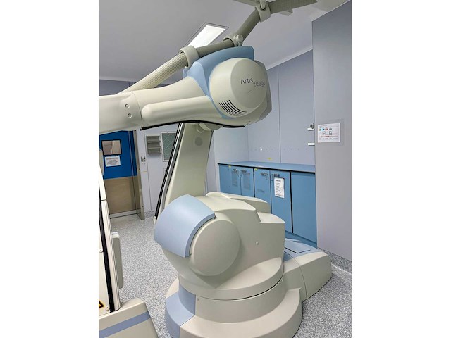 Siemens - artis zeego - robotic angiography system - 2010 - afbeelding 129 van  178
