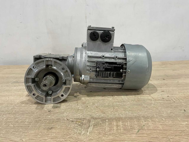 Siemens - ie2 - elektromotor - afbeelding 4 van  7