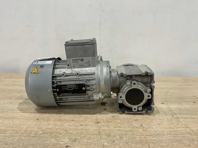 Siemens - ie2 - elektromotor - afbeelding 3 van  4