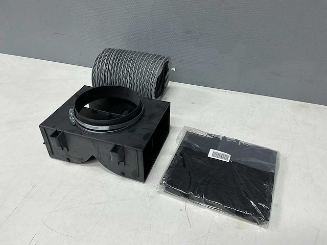Siemens - lz10dxu00 - afzuigkap recirculation kit - afbeelding 1 van  8
