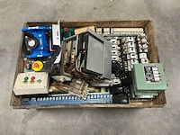 Siemens - partij elektrische besturingen, schakelkastcomponenten & elektronica - afbeelding 12 van  12