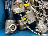 Siemens - partij industriële meet- & besturingscomponenten: siemens simatic mp270, sensoren/thermokoppels, dehncube modules en voedingen - afbeelding 8 van  12