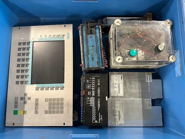 Siemens - partij industriële meet- & besturingscomponenten: siemens simatic mp270, sensoren/thermokoppels, dehncube modules en voedingen - afbeelding 5 van  12