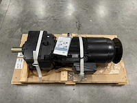 Siemens - simogear industriële motorreductor / gearmotor 22 kw 2kj3111-1kn21-9ak1 - afbeelding 2 van  6