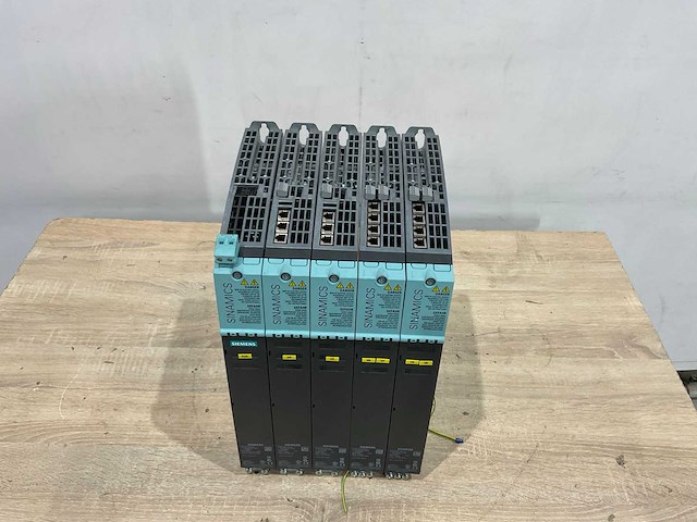 Siemens - sinamics - elektrisch onderdeel (5x) - afbeelding 9 van  12