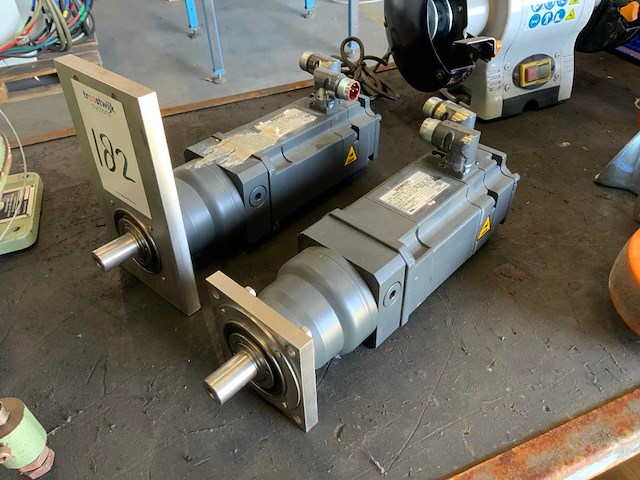 Siemens 1fk7043-7ah71-1tg5 servo motor (2x) - afbeelding 1 van  1