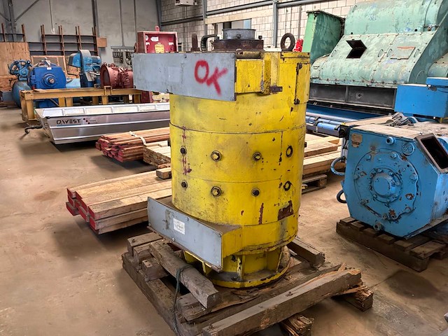 Siemens 1ht3 459 hoogspanning elektromotor - afbeelding 3 van  10
