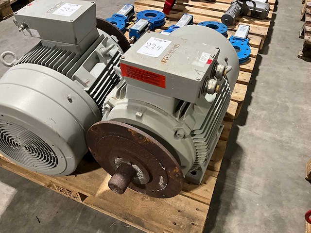 Siemens 1lg4 223-6aa60-z elektromotor - afbeelding 2 van  5