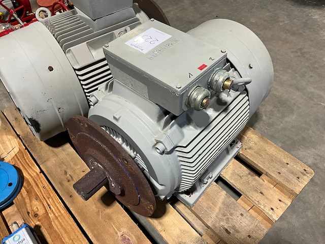 Siemens 1lg4 223-6aa60-z elektromotor - afbeelding 2 van  6