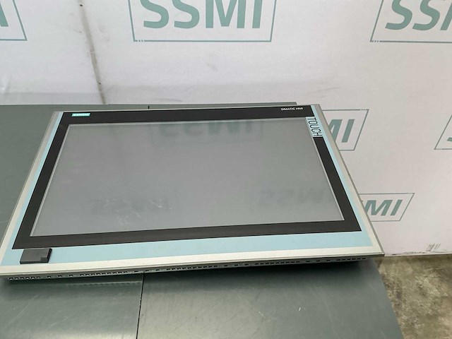 Siemens 22 industrieel touchscreen - afbeelding 1 van  3