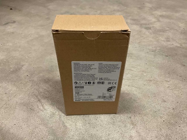 Siemens 3rt2025-1fb44-3ma0 magneetschakelaar - afbeelding 2 van  3