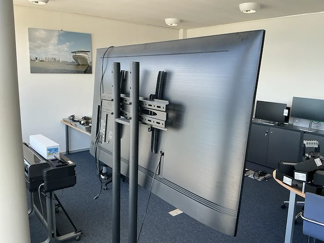 Siemens 65” tv - afbeelding 3 van  4