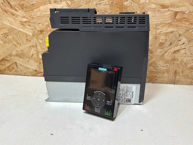 Siemens 6sl3230-3ye14-0af0 frequentieregelaar - afbeelding 9 van  13