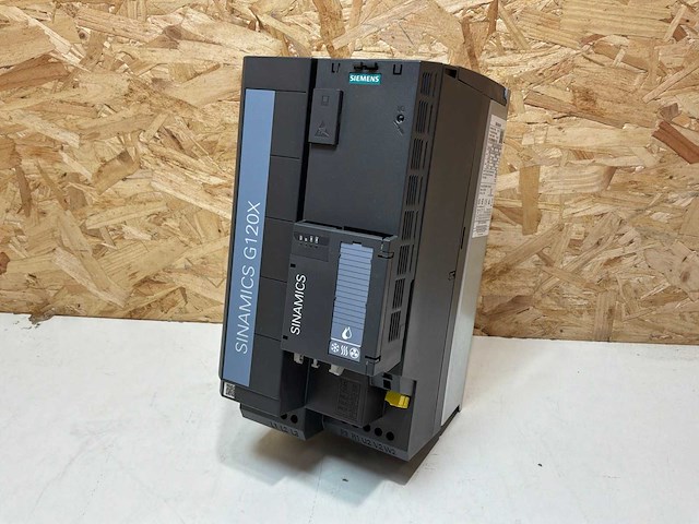 Siemens 6sl3230-3ye26-0af0 frequentieregelaar - afbeelding 2 van  10