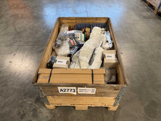 Siemens, alfa laval - partij mix industriële reserveonderdelen & electronica - afbeelding 1 van  7