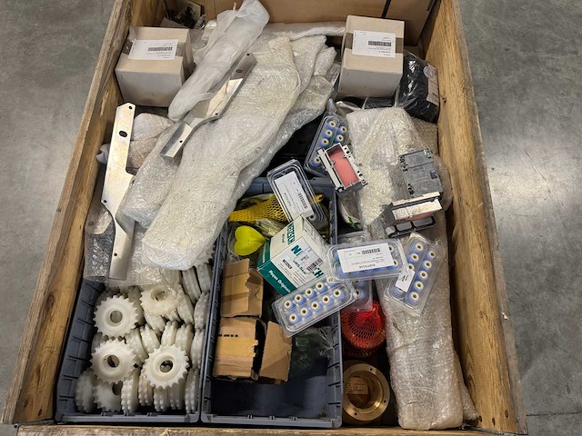 Siemens, alfa laval - partij mix industriële reserveonderdelen & electronica - afbeelding 7 van  7