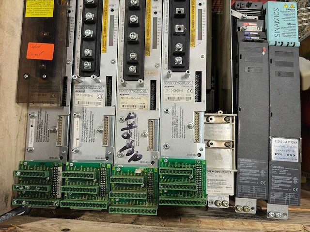 Siemens, allen-bradley, indramat - partij industriële elektronica & servocontrollers - afbeelding 5 van  6