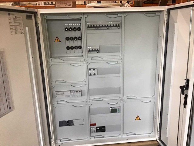 Siemens alpha 400 verdeelkast electra - afbeelding 2 van  10