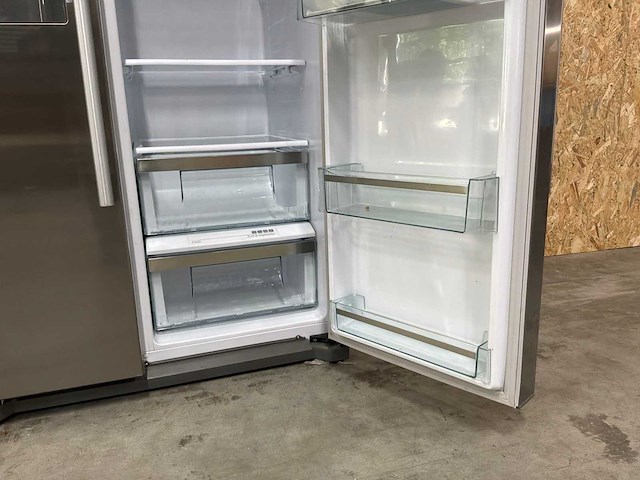 Siemens amerikaanse koel-vriescombinatie - afbeelding 10 van  21