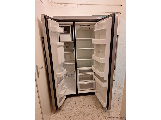 Siemens amerikaanse koelkast met ijs- en waterdispenser - ca. 74x91x182 cm - afbeelding 3 van  6