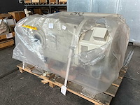 Siemens b4 dh 11 a aandrijf tandwielreductor kast - afbeelding 1 van  10