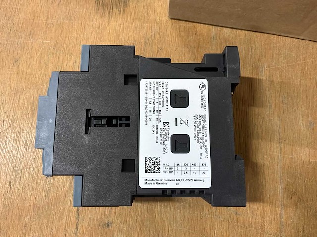 Siemens click and go 3rt2 magneetschakelaar (2x) - afbeelding 2 van  5