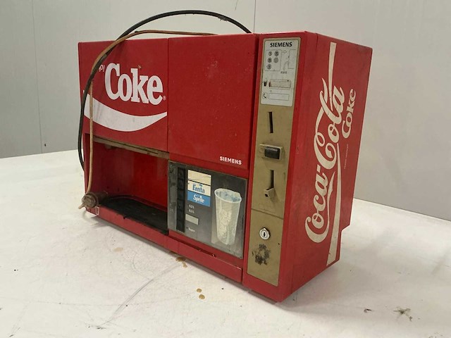 Siemens coca-cola frisdrankautomaat/siroopdispenser - afbeelding 1 van  4