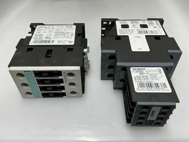 Siemens divers contactors en beveiligingschakelaars - afbeelding 2 van  12