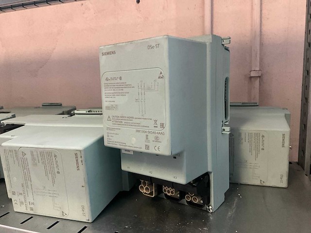 Siemens dse-st industriële softstarter / motorstarter (10x) - afbeelding 1 van  5