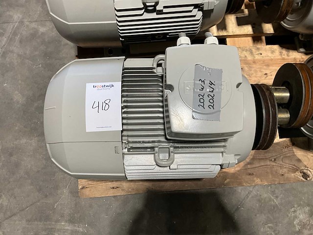 Siemens elektromotor - afbeelding 2 van  3