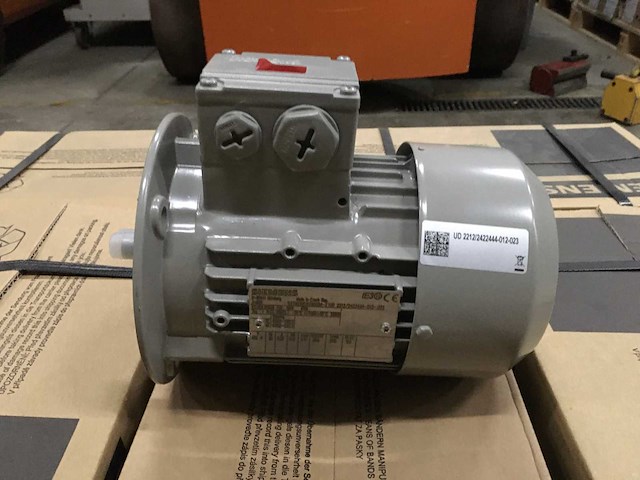 Siemens elektromotoren (5x) - afbeelding 3 van  4