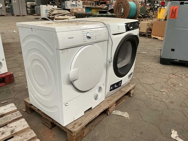 Siemens en electrolux wasmachine en droger - afbeelding 1 van  3