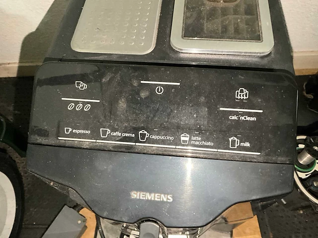 Siemens eq300 koffiemachine - afbeelding 4 van  6