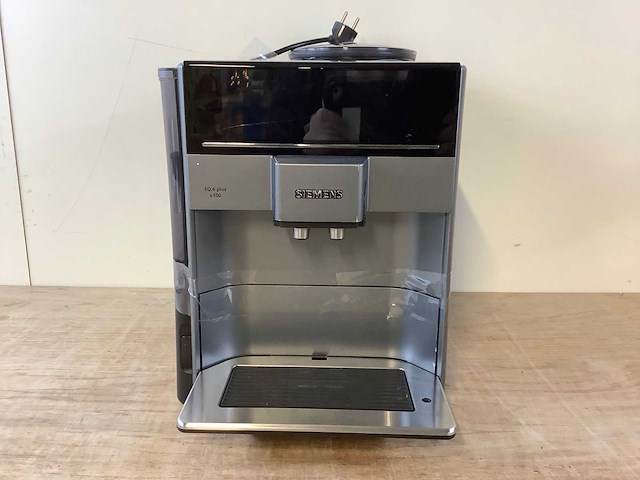Siemens eq.6 plus s 100 koffie- & espressomachines - afbeelding 1 van  5