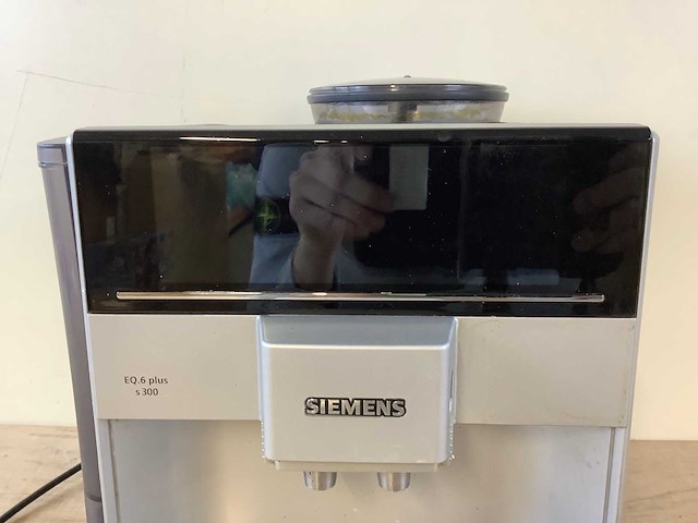 Siemens eq.6 plus s 300 koffie- & espressomachines - afbeelding 3 van  8