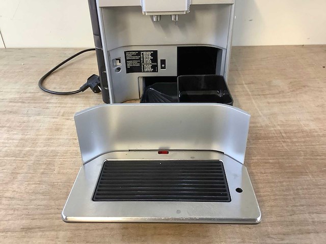 Siemens eq.6 plus s 300 koffie- & espressomachines - afbeelding 4 van  8