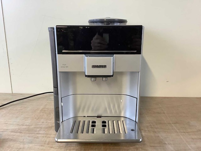 Siemens eq.6 s 300 koffie- & espressomachines - afbeelding 1 van  7
