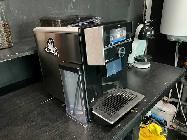 Siemens eq.9 plus connect s700 koffiemachine - afbeelding 2 van  3
