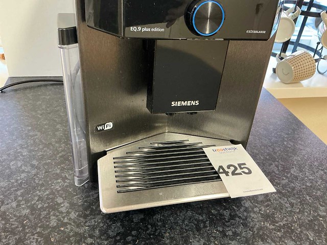 Siemens eq.9 plus (ti957fx5de/21) koffie- & espressomachine - afbeelding 3 van  5