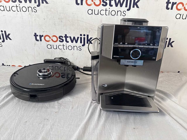 Siemens eq9+ s500 – volautomatische espressomachine | blaupunkt bluebot xtreme – slimme robotstofzuiger met dweil - afbeelding 1 van  3