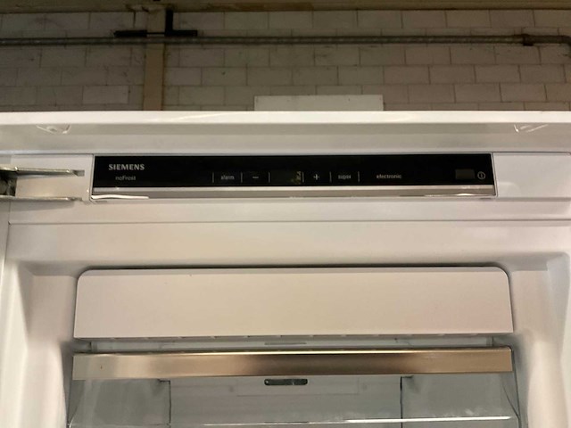 Siemens gi81naceo inbouw vriezer - afbeelding 3 van  3
